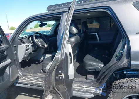 2011 Toyota 4Runner Sr5 V6 из США, поврежденный, VIN JTEBU5JR2B5046714